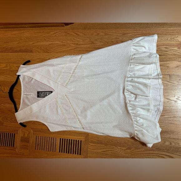 White Coverup Dress - Picture 3 of 3